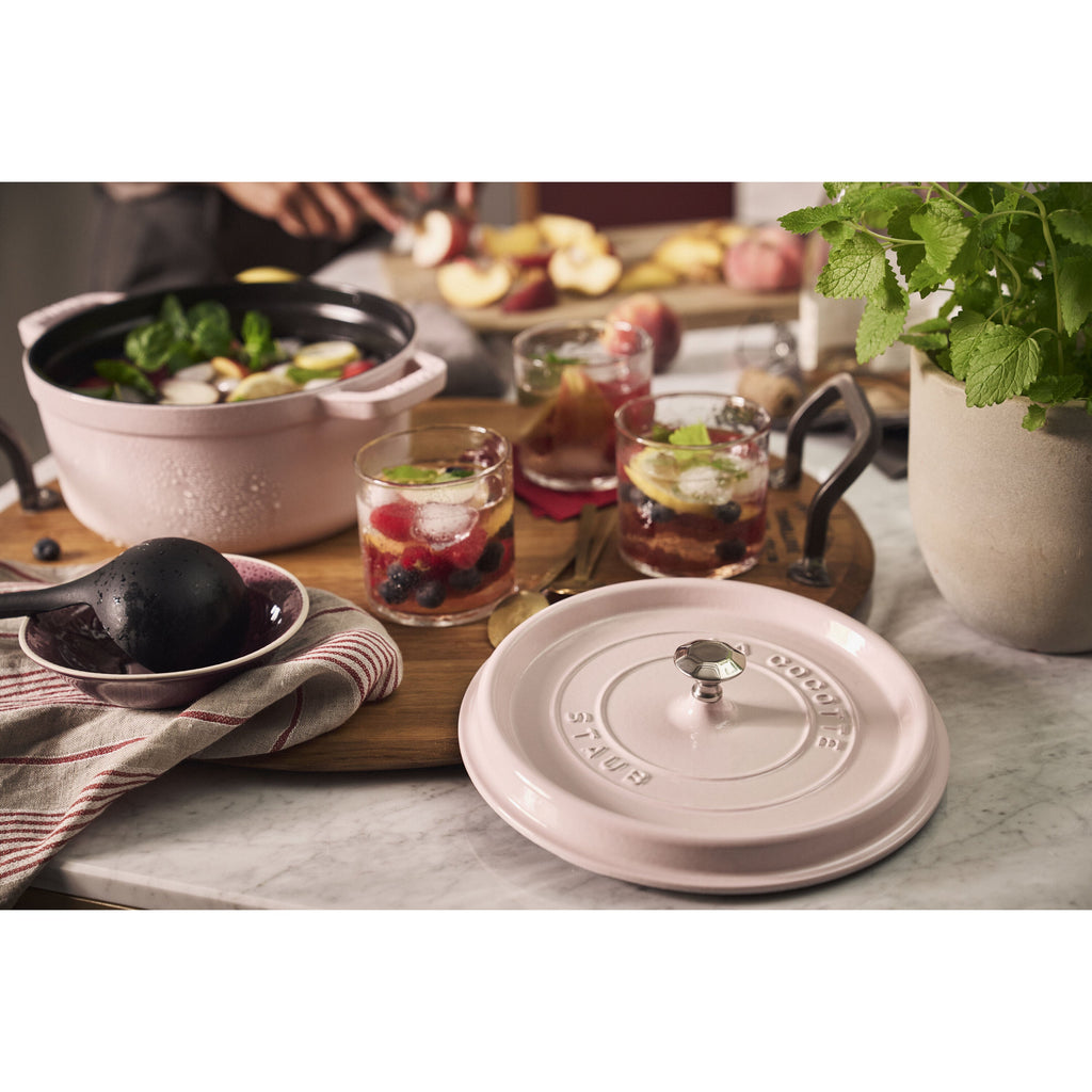 STAUB 3.7 L Cast Iron Round Cocotte
